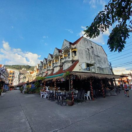 Andaman Place Guesthouse Patong Esterno foto