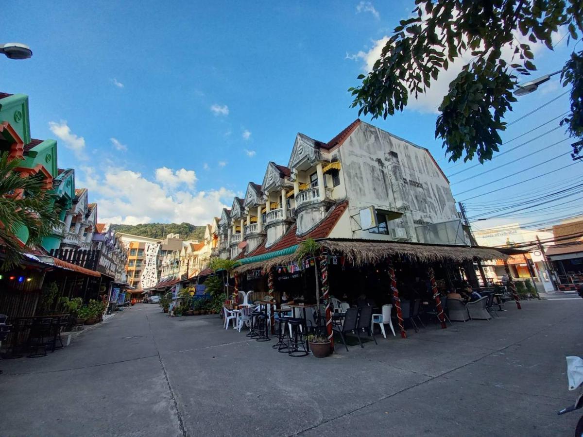Andaman Place Guesthouse Patong Esterno foto