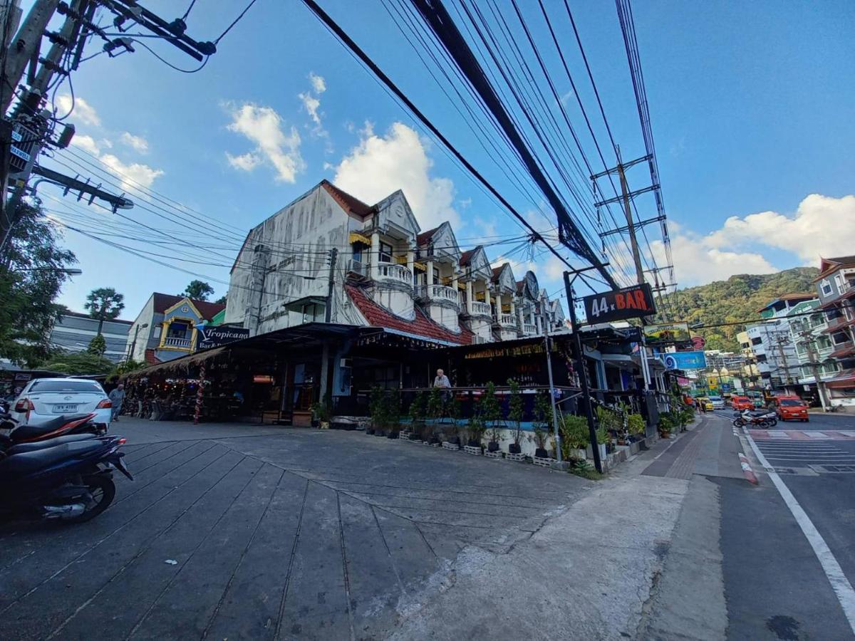 Andaman Place Guesthouse Patong Esterno foto