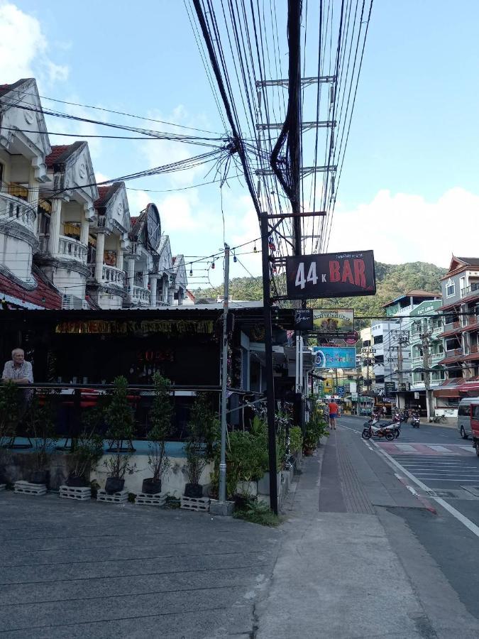 Andaman Place Guesthouse Patong Esterno foto
