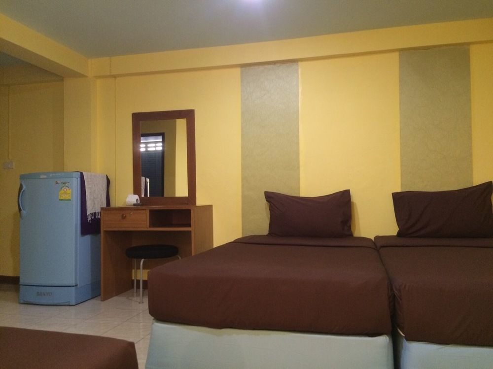 Andaman Place Guesthouse Patong Esterno foto