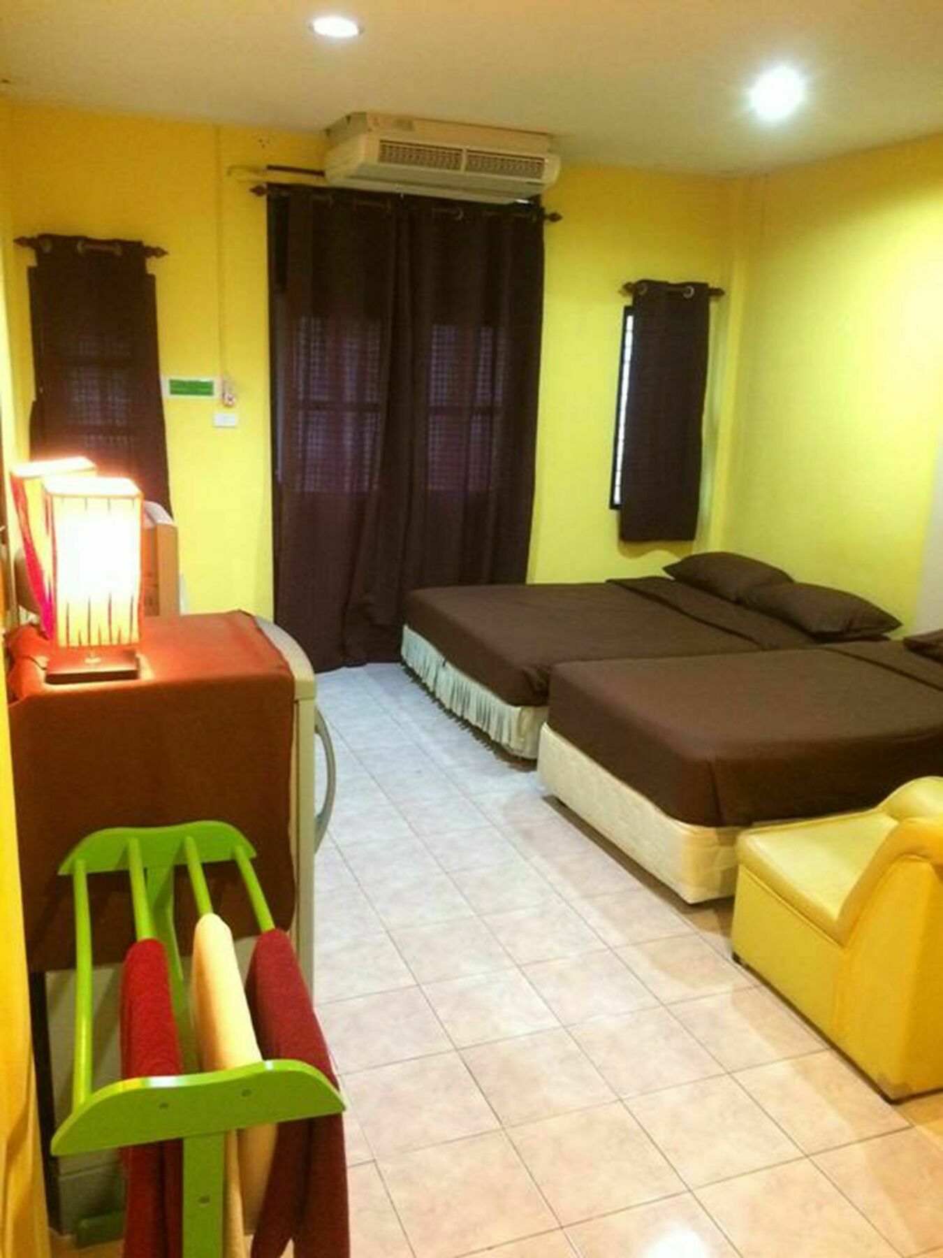 Andaman Place Guesthouse Patong Esterno foto